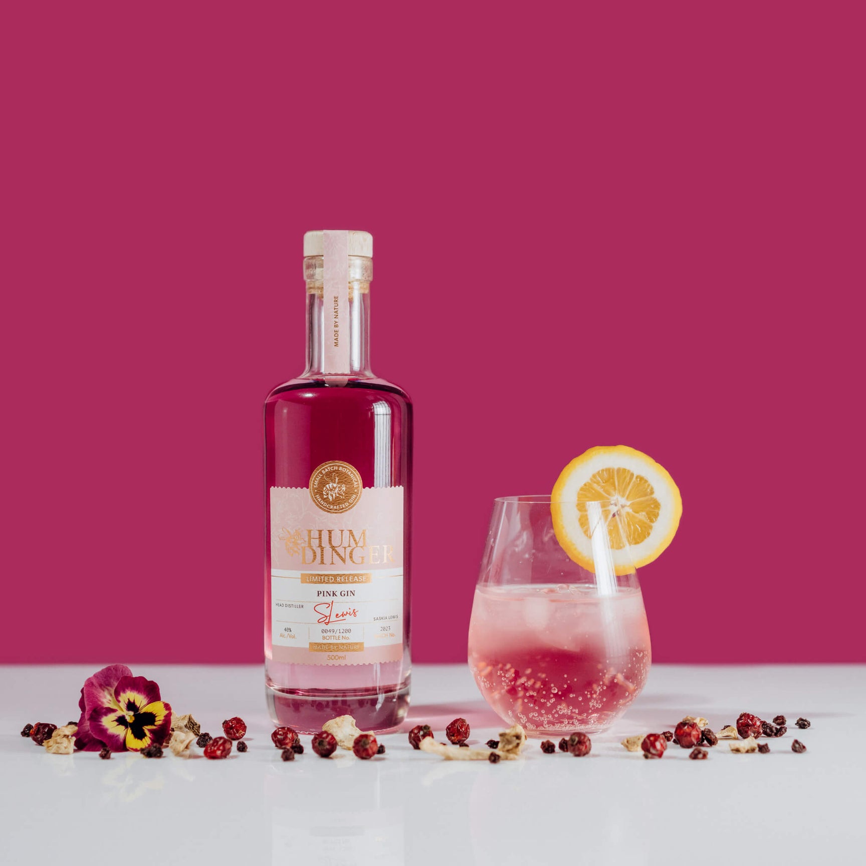 Humdinger Pink Gin bottle