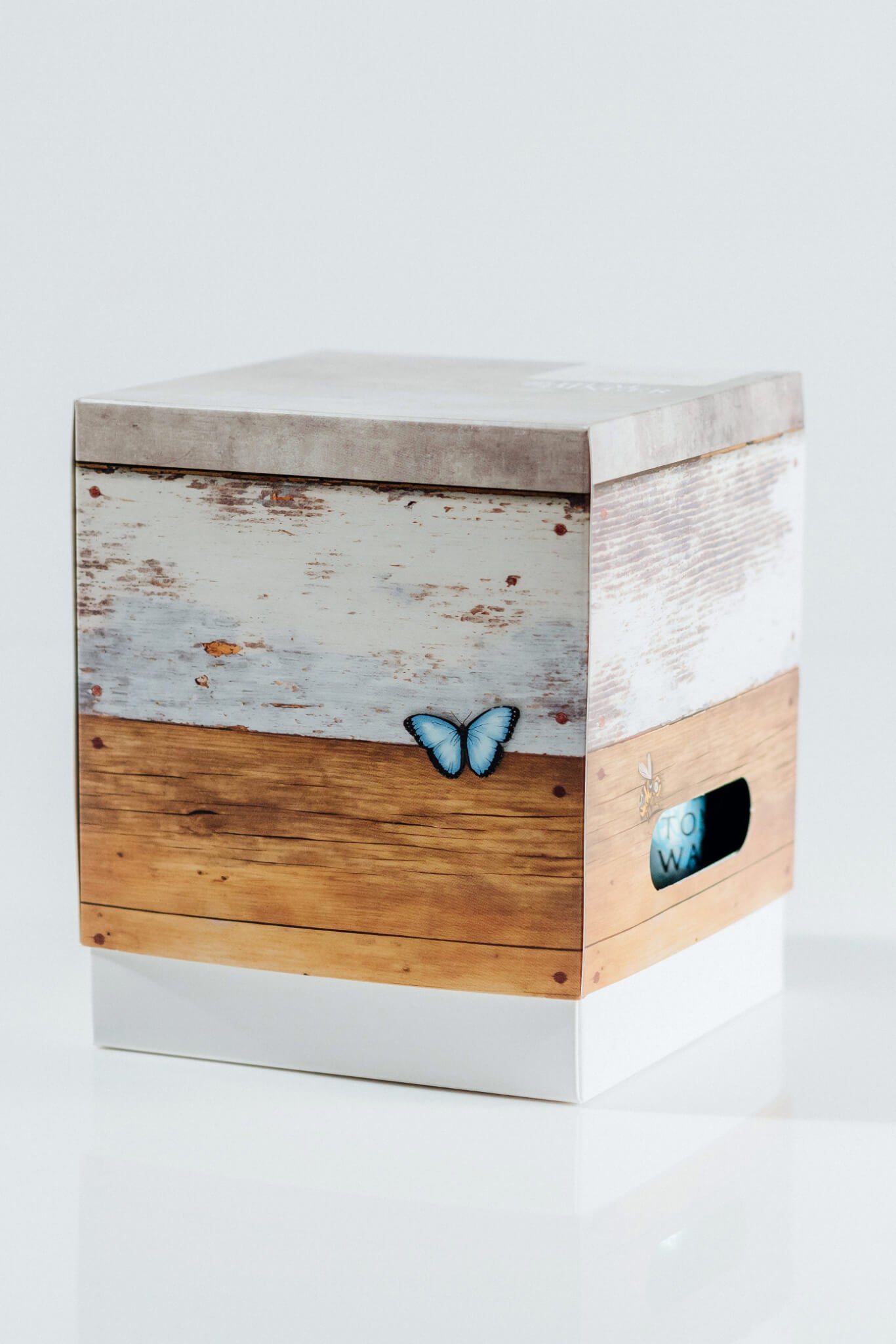 Humdinger Gin Beehive Gift Box - Closed